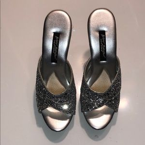 Sparkly peep toe sandal - mule
